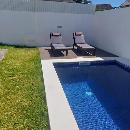 2 Steps From Lisbon Ferienhaus