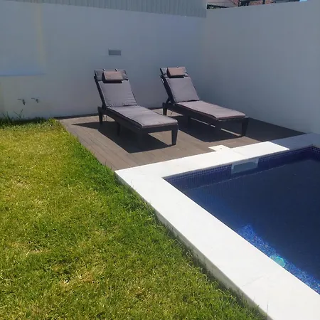 Ferienhaus 2 Steps From Lisbon Aroeira (Setubal)