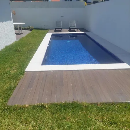 2 Steps From Lisbon Aroeira (Setubal)