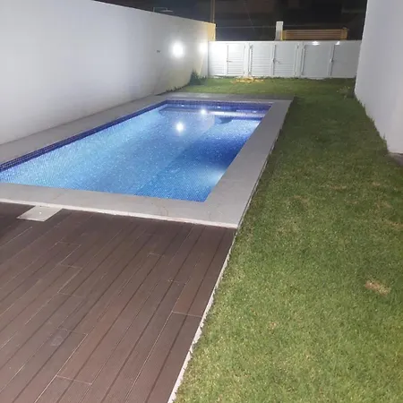 2 Steps From Lisbon *