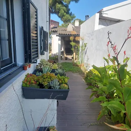Ferienhaus 2 Steps From Lisbon Aroeira (Setubal)