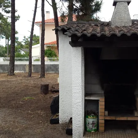 Ferienhaus 2 Steps From Lisbon Aroeira (Setubal)